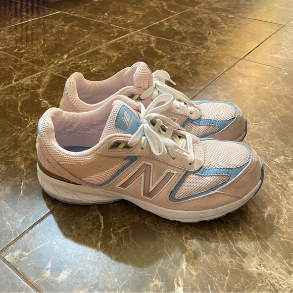 New Balance 990v5 Shoes - Cherry Blossom/Team Carolina - Picture 2 of 8
